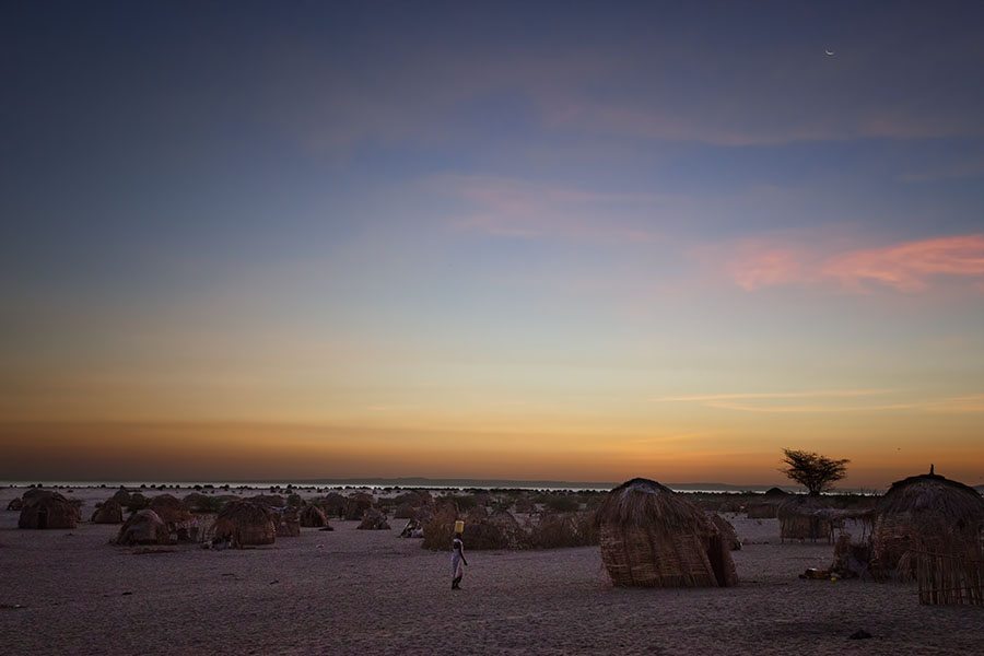  Sunrise over Ferguson bay   Turkana lake